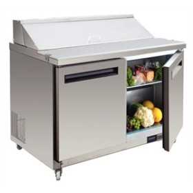 Saladette Américaine 2 portes, 527 litres, 16 bacs 1/6 Gastromastro